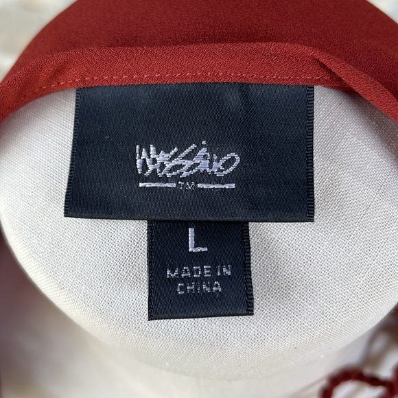 Mossimo boho tribal embroidered cayenne red top w/ tassel ties & flutter sleeve - Picture 6 of 7